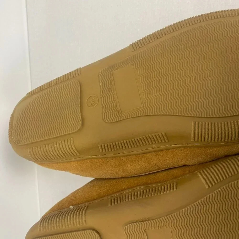 NWOT 100% Merino Wool Leather Plymouth Moccasins